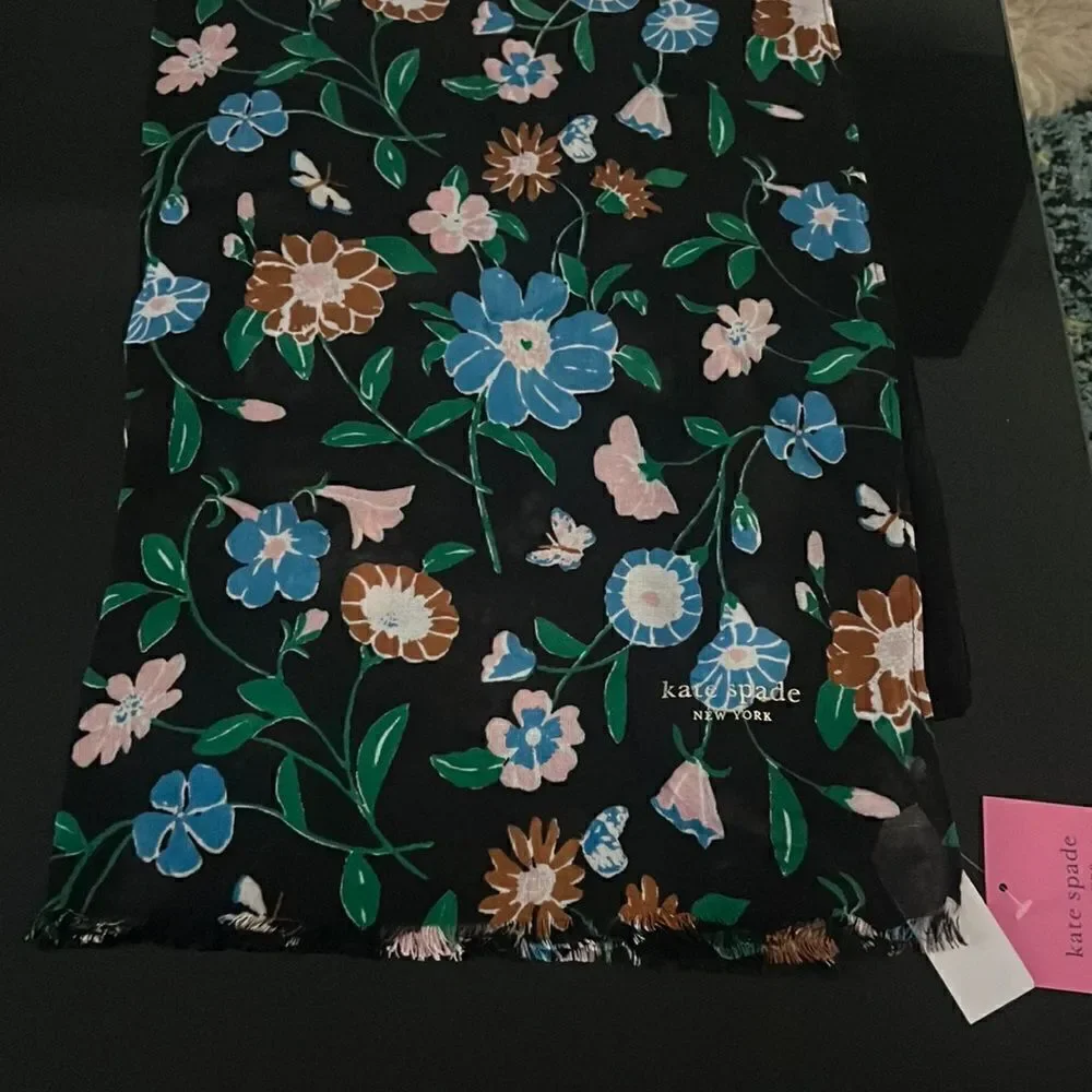NWT Kate Spade floral garden oblong scarf